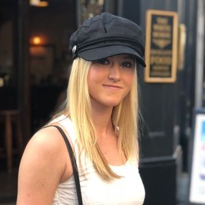 Meet your Posher, Taylor